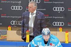 Penny DEL - Eishockey - Saison 2021/22 - ERC Ingolstadt - Adler Mannheim -  Doug Shedden (Cheftrainer ERCI) - Foto: Jürgen Meyer