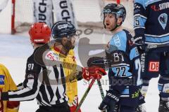 DEL; Playoffs; ERC Ingolstadt - DEG Düsseldorf; schimpft ärgert sich Mathew Bodie (22 - ERC)