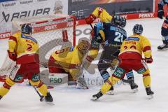 DEL; Playoffs; ERC Ingolstadt - DEG Düsseldorf; Tor Jubel Treffer Wayne Simpson (21 - ERC) Torwart Henrik Haukeland (Nr.40 - DEG)