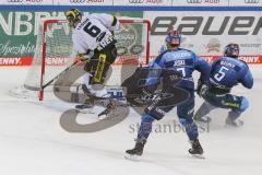 DEL - Eishockey - Saison 2020/21 - ERC Ingolstadt - Krefeld Pinguine - Der 3:3 Anschlusstreffer durch Lucas Lessio (#6 Krefeld) - Michael Garteig Torwart (#34 ERCI) - jubel - Foto: Jürgen Meyer