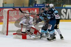 Eishockey Damen Bundesliga - ERC Ingolstadt - ECDC Memmingen - Albl Franziska Torwart Memmingen - Matschke Elisa ERC Ingolstadt - Hoffmann Carina ERC Ingolstadt -  Foto: Jürgen Meyer