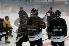 Eishockey - Nationalmannschaft Damen - Benjamin Hinterstocker,Co Trainer gibt Anweisungen-links Sohlmann Christian Trainer ERC Ingolstadt Damen - Foto: Jürgen Meyer