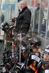 Eishockey Nationalmannschaft Damen - Trainer Peter Kathan -Foto: Jürgen Meyer