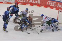 DEL - Eishockey - Saison 2020/21 - ERC Ingolstadt - Augsburger Panther - Fabio Wagner (#5 ERCI) - Nicolas Daws Torwart (#35 ERCI) - Petrus Palmu (#52 ERCI) - Drew Leblanc (#19 Augsburg) - Foto: Jürgen Meyer