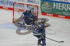 Penny DEL - Eishockey - Saison 2021/22 - ERC Ingolstadt - Red Bull München - Der 0:3 Führungstreffer durch Ben Street (#9 München) - Kevin Reich Torwart (#35 ERCI) -  Foto: Jürgen Meyer