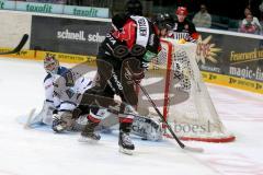 DEL - Kölner Haie - ERC Ingolstadt - Timo Pielmeier (#51 ERC Ingolstadt) rettet in letzter Sekunde vor Iggulden Michael #73 - Foto: Jürgen Meyer