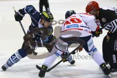 DEL - ERC Ingolstadt - Eisbären Berlin - Jared Ross verbissen beim Bully. Foto: Adalbert Michalik