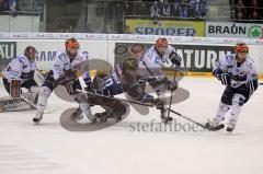 ERC-Ingolstadt gegen Iserlohn Roosters Alexander Oblinger erkämpft sich die Scheibe Foto: Juergen Meyer