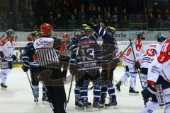 DEL - ERC Ingolstadt - Eisbären Berlin - John Laliberte feiert mit Derek Hahn und Jared Ross den 3:3 Ausgleich. Foto: Adalbert Michalik