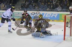 ERC-Ingolstadt gegen Krefeld Pinguine Sean o«Conner mit Torchance Foto: Jürgen Meyer