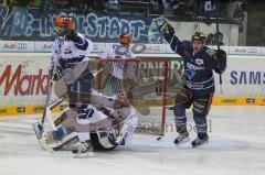 ERC-Ingolstadt gegen Iserlohn Roosters Jared Ross beim Torjubel Foto: Juergen Meyer