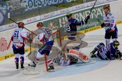 Playoff 3. Viertelfinalspiel- ERC Ingolstadt - Iserlohn Roosters - John Laliberte (#15 ERC Ingolstadt) - Mathias Lange Torwart Iserlohn - Thomas Greilinger (#39 ERC Ingolstadt) - Foto: Marek Kowalski