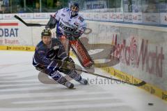 Playoff 3. Viertelfinalspiel- ERC Ingolstadt - Iserlohn Roosters - Christoph Gawlik (#19 ERC Ingolstadt) - Mathias Lange Torwart Iserlohn - Foto: Marek Kowalski