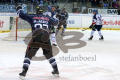 DEL - ERC Ingolstadt - Adler Mannheim - Das 1:0 durch Brandon Buck (#9 ERC Ingolstadt) - Foto: Jürgen Meyer