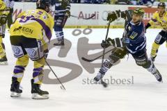 ERC Ingolstadt - Krefeld Pinguine - John Laliberte (#15 ERC Ingolstadt) - Foto: Jürgen Meyer