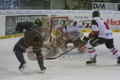 DEL - Eishockey - ERC Ingolstadt - Kölner Haie - Saison 2015/2016 - Thomas Greilinger (#39 ERC Ingolstadt) mit dem 1:0 Führungstreffer - Gustaf Wesslau (#29 Köln) Torwart Köln - Foto: Jürgen Meyer