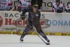 DEL - Eishockey - ERC Ingolstadt - Kölner Haie - Saison 2015/2016 - Brian Lebler (#7 ERC Ingolstadt) - Foto: Jürgen Meyer