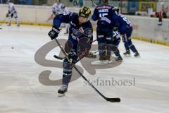 DEL - Eishockey - Saison 2015/2016 - ERC Ingolstadt - Augsburger Panther - Dustin Friesen (#14 ERC Ingolstadt) beim Warm machen - Foto: Jürgen Meyer