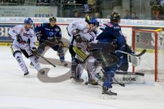 DEL - Eishockey - Saison 2015/2016 - ERC Ingolstadt - Augsburger Panther - Timo Pielmeier (#51 ERC Ingolstadt) - Ciernik Ivan weiss Augsburg - Foto: Jürgen Meyer