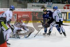 DEL - Eishockey - Saison 2015/2016 - ERC Ingolstadt - Augsburger Panther - Marti Davidek (#12 ERC Ingolstadt) - Meisner Benjamin Torwart Augsburg - Foto: Jürgen Meyer