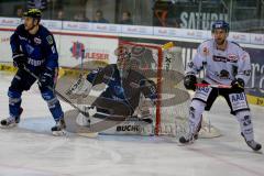 DEL - Eishockey - Saison 2015/2016 - ERC Ingolstadt - Augsburger Panther - Timo Pielmeier (#51 ERC Ingolstadt) - Benedikt Schopper (#11 ERC Ingolstadt) - Hanowski Benjamin weiss Augsburg - Foto: Jürgen Meyer