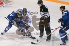 DEL - Eishockey - ERC Ingolstadt - Iserlohn Roosters - Saison 2016/2017 - Martin Buchwieser (#16 ERCI) - Jaspers Jason (#16 Iserlohn) - Foto: Meyer Jürgen