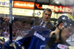 DEL - Eishockey - Saison 2015/2016 - ERC Ingolstadt - Augsburger Panther - Manny Viveiros (Trainer ERC Ingolstadt) - Foto: Jürgen Meyer