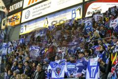 DEL - Eishockey - ERC Ingolstadt - Adler Mannheim - Saison 2016/2017 - Fans zeigen ihr Retro Trikot - Foto: Meyer Jürgen