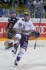 DEL - Eishockey - ERC Ingolstadt - Adler Mannheim - Saison 2016/2017 - David Elsner (#61 ERCI) trifft zum 2:1 Führungstreffer - Jubel - Foto: Meyer Jürgen