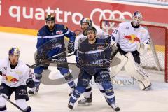 DEL - Eishockey - ERC Ingolstadt - Red Bull München - Saison 2016/2017 - Thomas Oppenheimer (#8 ERC) und Benedikt Kohl (#34 ERC) vordem Tor von Danny aus den Birken Torwart (#33 München) Boyle Daryl (#6 München) Yannic Seidenberg (#36 München) - Foto: Ral