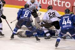 DEL - Eishockey - ERC Ingolstadt - Nürnberg Ice Tigers - Saison 2016/2017 - Spieltag: 49 - Timo Pielmeier Torwart (#51 ERC) schmeißt sich auf den Puck - Thomas Oppenheimer (#8 ERC) Jean-Francois Jacques (#44 ERC) -Brandon Segal (#26 Nürnberg Ice Tigers)  