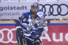 Im Bild: Jerry D´Amigo (#9 ERC)

Eishockey - Herren - DEL - Saison 2019/2020 -  ERC Ingolstadt - Eisbären Berlin - Foto: Ralf Lüger