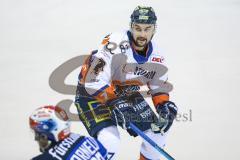 Im Bild: Colton Jobke (#7 ERC)

Eishockey - Herren - DEL - Saison 2019/2020 -  ERC Ingolstadt - Schwenninger Wildwings - Foto: Ralf Lüger