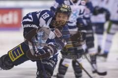 Im Bild: Brett Findlay (#19 ERC)

Eishockey - Herren - DEL - Saison 2019/2020 -  ERC Ingolstadt - Straubing Ice Tigers - Foto: Ralf Lüger