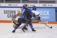Im Bild: Hans Detsch (#89 ERC) und Tim Stützle (#8 Adler Mannheim)

Eishockey - Herren - DEL - Saison 2019/2020 -  ERC Ingolstadt - Adler Mannheim - Foto: Ralf Lüger