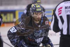 Im Bild: Mirko Höfflin (#92 ERC)

Eishockey - Herren - DEL - Saison 2019/2020 -  ERC Ingolstadt - Eisbären Berlin - Foto: Ralf Lüger