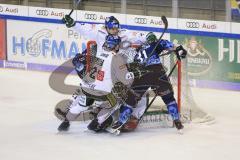 Im Bild: Kris Foucault (#81 ERC) vor dem Tor von Markus Keller (#35 Augsburger Panther) - Brady Lamb (#2 Augsburger Panther)) kommt zur Hilfe

Eishockey - Herren - DEL - Saison 2019/2020 -  ERC Ingolstadt - Augsburger Panther - Foto: Ralf Lüger