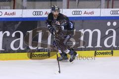 Im Bild: Jerry D´Amigo (#9 ERC)

Eishockey - Herren - DEL - Saison 2019/2020 -  ERC Ingolstadt - Eisbären Berlin - Foto: Ralf Lüger