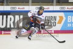Im Bild: Mike Collins (#13 ERC)

Eishockey - Herren - DEL - Saison 2019/2020 -  ERC Ingolstadt - Schwenninger Wildwings - Foto: Ralf Lüger