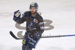 Im Bild: Brett Findlay (#19 ERC)

Eishockey - Herren - DEL - Saison 2019/2020 -  ERC Ingolstadt - Straubing Ice Tigers - Foto: Ralf Lüger