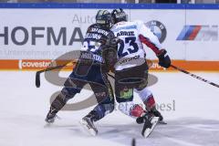 Im Bild: Sean Sullivan (#37 ERC) und #b23#

Eishockey - Herren - DEL - Saison 2019/2020 -  ERC Ingolstadt - Eisbären Berlin - Foto: Ralf Lüger