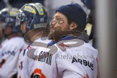 Im Bild: Timo Pielmeier (#51 Torwart ERC) auf der Bank

Eishockey - Herren - DEL - Saison 2019/2020 -  ERC Ingolstadt - Schwenninger Wildwings - Foto: Ralf Lüger