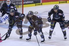 Im Bild: Maurice Edwards (#23 ERC) Dustin Friesen (#14 ERC) Kris Foucault (#81 ERC)

Eishockey - Herren - DEL - Saison 2019/2020 -  ERC Ingolstadt - Eisbären Berlin - Foto: Ralf Lüger