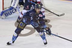 Im Bild: Fabio Wagner (#5 ERC)

Eishockey - Herren - DEL - Saison 2019/2020 -  ERC Ingolstadt - Adler Mannheim - Foto: Ralf Lüger