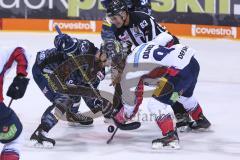 Im Bild: Darin Olver (#40 ERC) und Mark Olver (#91 Eisbären Berlin) beim Bully

Eishockey - Herren - DEL - Saison 2019/2020 -  ERC Ingolstadt - Eisbären Berlin - Foto: Ralf Lüger