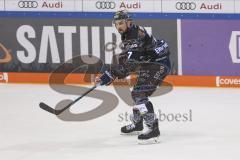 Im Bild: Colton Jobke (#7 ERC)

Eishockey - Herren - DEL - Saison 2019/2020 -  ERC Ingolstadt - Straubing Ice Tigers - Foto: Ralf Lüger