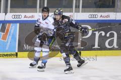 Im Bild: Marcel Brandt (Straubing Tigers) und Hans Detsch (#89 ERC)

Eishockey - Herren - DEL - Saison 2019/2020 -  ERC Ingolstadt - Straubing Ice Tigers - Foto: Ralf Lüger