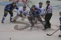 DEL - Eishockey - Saison 2019/20 - ERC Ingolstadt - Black Wings Linz - Colin Smith (#88 ERCI) beim Bully - Foto: Jürgen Meyer