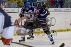DEL - Play Off - Finale - Spiel 4 ERC Ingolstadt - Adler Mannheim - Christoph Gawlik (#19 ERC Ingolstadt) - Wagner Steve (#14) - Foto: Jürgen Meyer