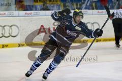 DEL - Play Off - Finale - Spiel 4 ERC Ingolstadt - Adler Mannheim - Petr Taticek (#17 ERC Ingolstadt) freut sich über den Ausgleichstreffer von Alexandre Picard (#45 ERC Ingolstadt) - Foto: Jürgen Meyer